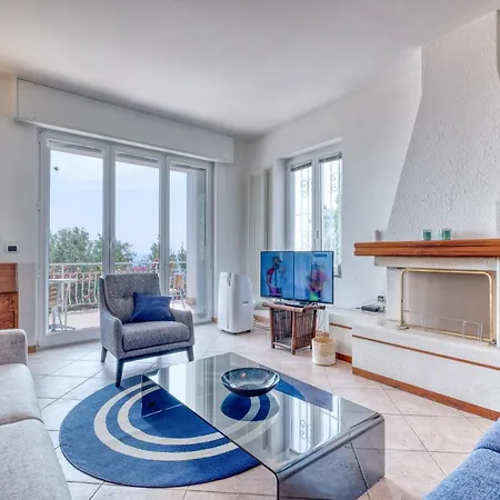 Luce Del Sol With Pool * Alassio