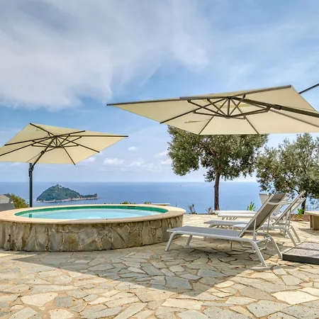 Апартаменти Luce Del Sol With Pool Алассіо