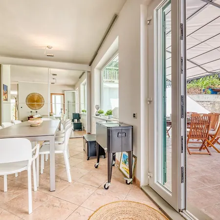 Luce Del Sol With Pool *