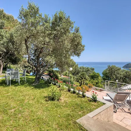 Luce Del Sol With Pool * Алассіо