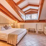 Luce Del Sol With Pool Apartamento