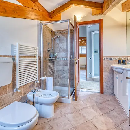 Luce Del Sol With Pool Apartment *