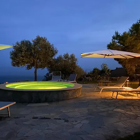 Apartment Luce Del Sol With Pool Alassio