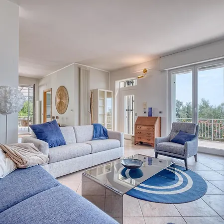 Apartment Luce Del Sol With Pool *