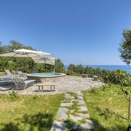 Luce Del Sol With Pool Apartment Alassio