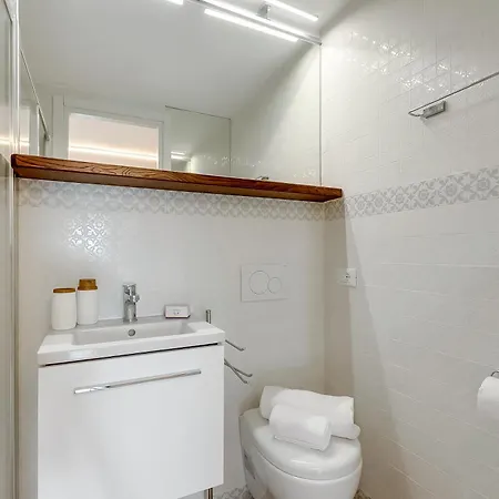 Luce Del Sol With Pool Apartman