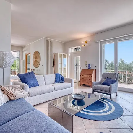 Luce Del Sol With Pool Apartamento