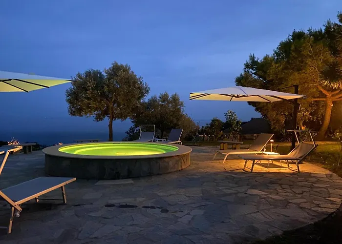 Luce Del Sol With Pool *