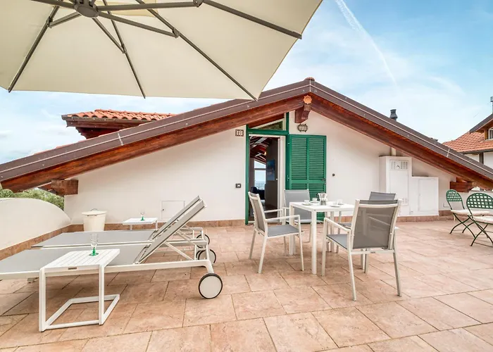 Luce Del Sol With Pool Alassio