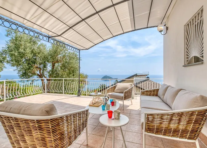 Luce Del Sol With Pool * Alassio