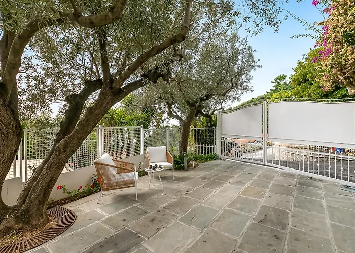 Luce Del Sol With Pool 아파트 *