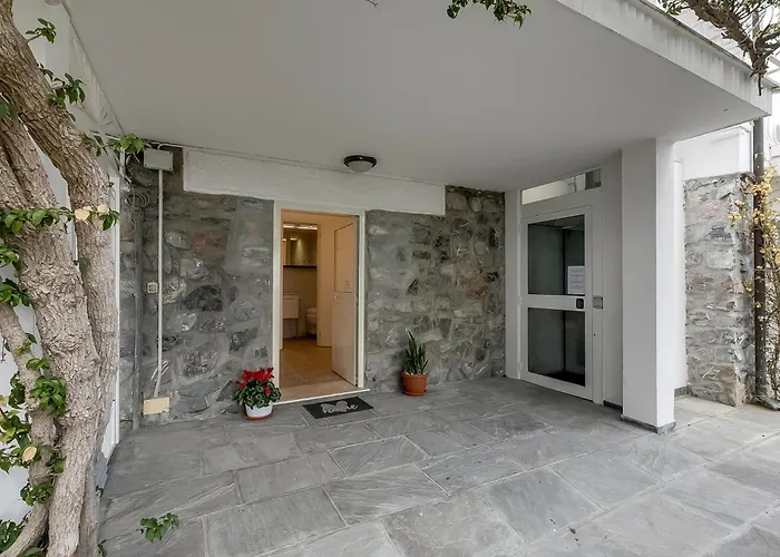 アパート Luce Del Sol With Pool アラッシオ