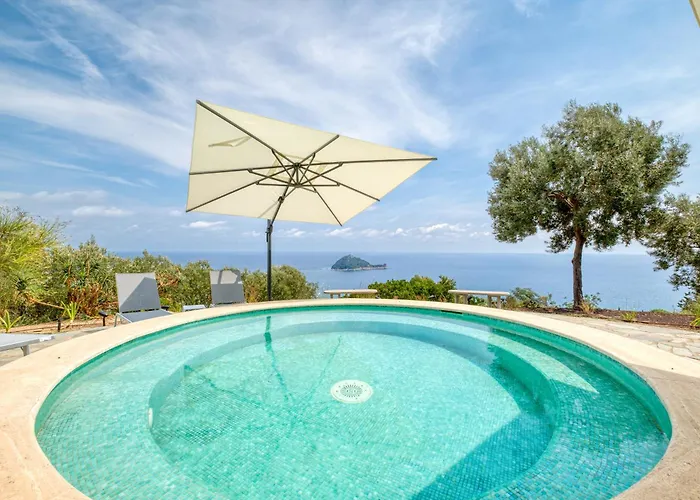 아파트 Luce Del Sol With Pool 알라시오